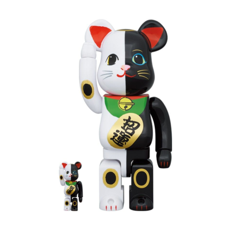 Bearbrick Manekineko Lucky Cat White & Black 400% + 100%